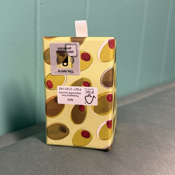 BNIP PIPER K VIRAL MARTINI OLIVES GLASS & CRYSTAL DANGLING EARRINGS - Picture 10 of 11